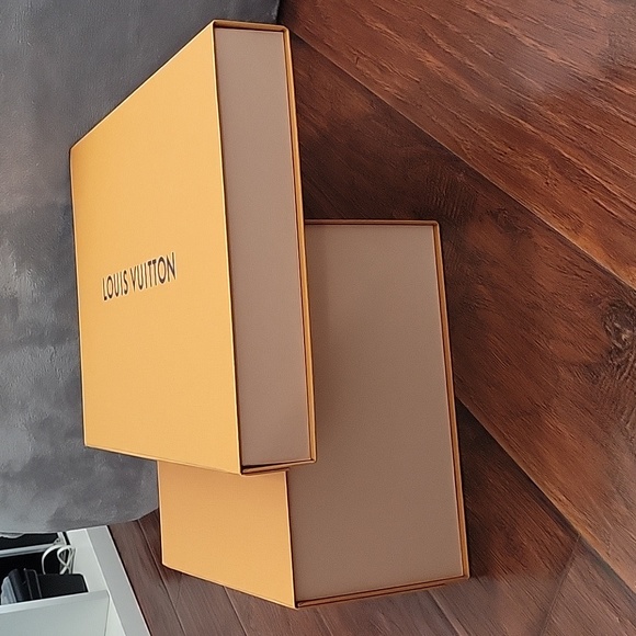 SOLD - Picture 4 of 4